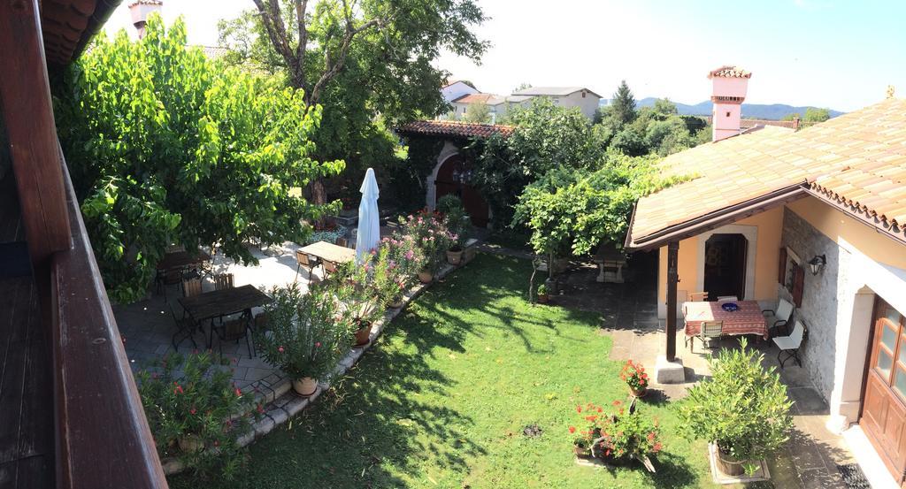 Guesthouse Domacija Sajna Sežana Exteriér fotografie